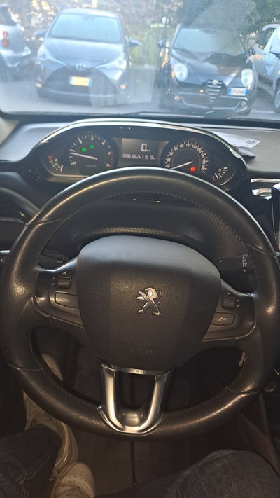 Peugeot 2008 75 Active (5)