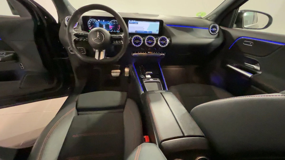 Mercedes-Benz GLA SUV 200 d AMG Line Premium Plus 4matic auto (5)
