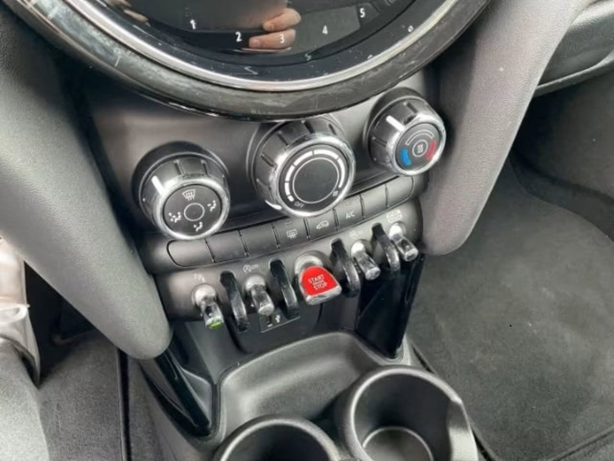 MINI Mini 1.5 Cooper Classic (12)