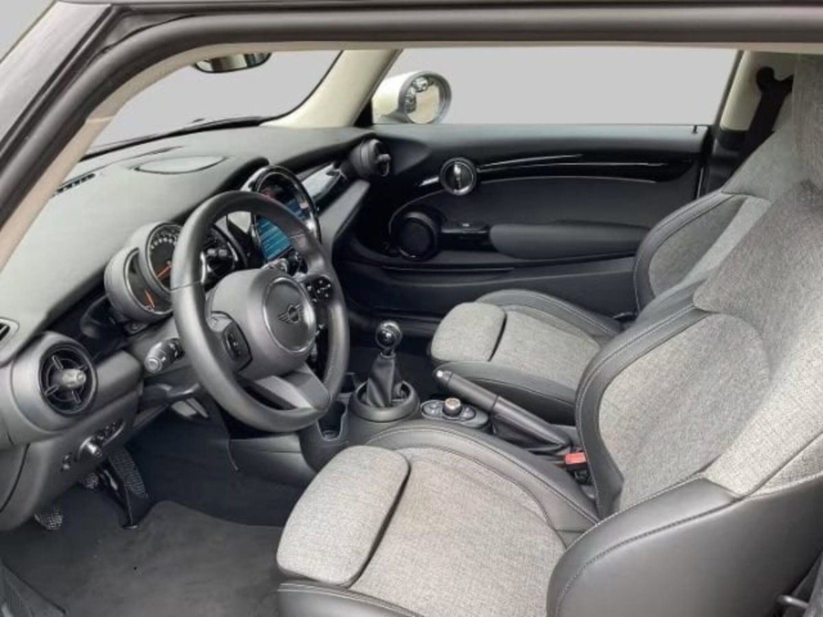 MINI Mini 1.5 Cooper Classic (9)