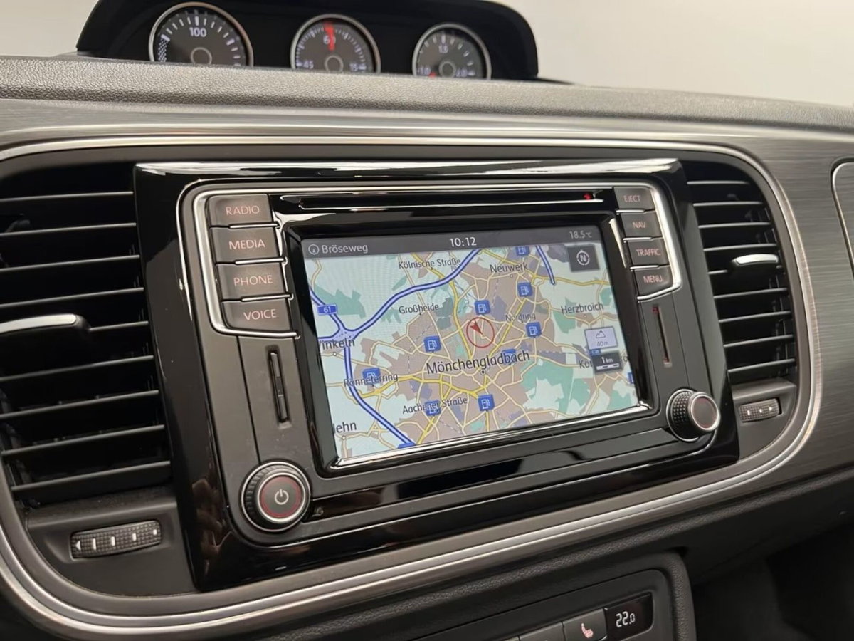 Volkswagen Maggiolino Cabrio 1.2 TSI Design (14)