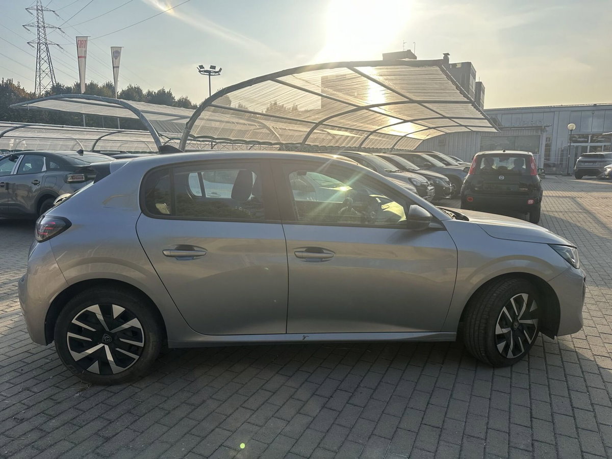 Peugeot 208 PureTech 100 Stop&Start 5 porte Active (5)