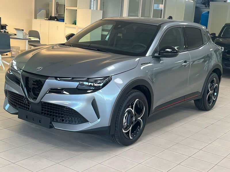 Alfa Romeo Junior 1.2 ibrida 145cv edct6