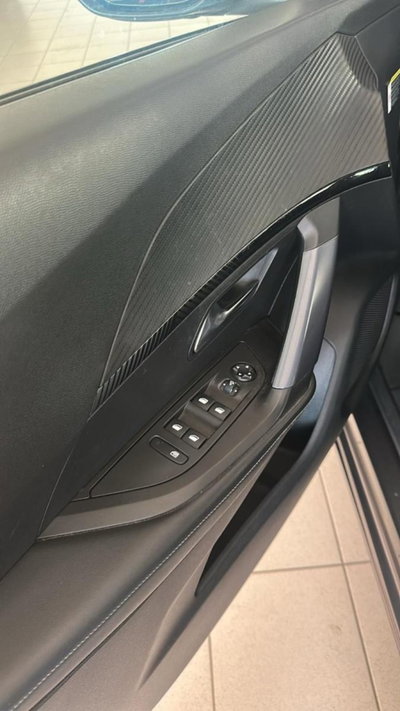Peugeot 2008 BlueHDi 100 S&S Allure Navi Pack (12)