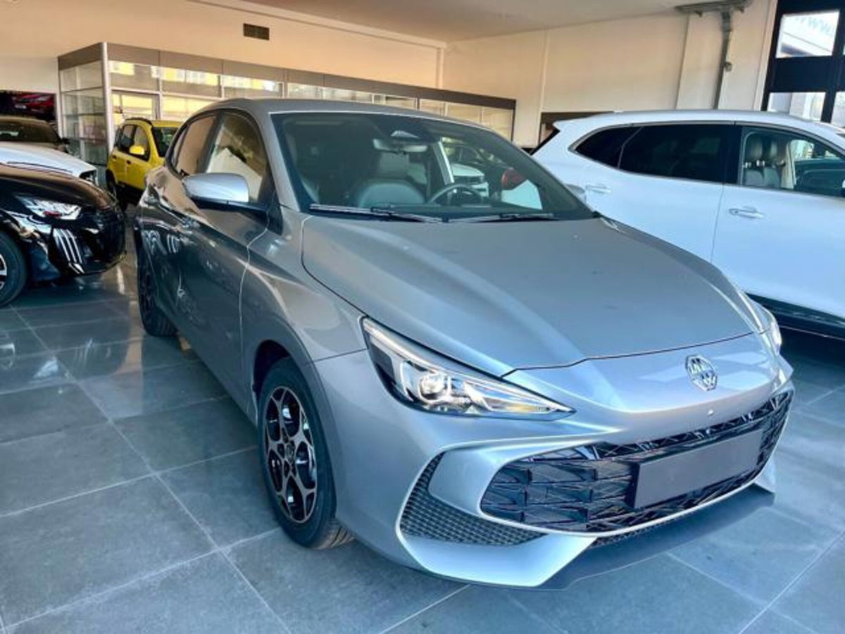 Mg MG3 1.5 hybrid+ Luxury auto (2)