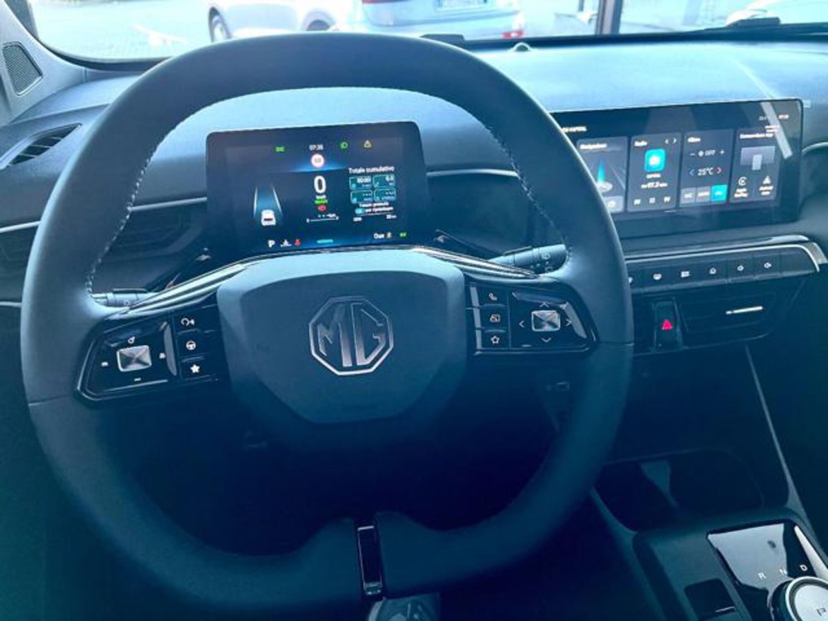 Mg MG3 1.5 hybrid+ Luxury auto (5)