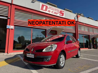 Renault Clio 1.2 16V 3 porte Le Iene usata