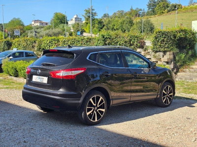 Nissan Qashqai 1.6 dCi 2WD Tekna (9)