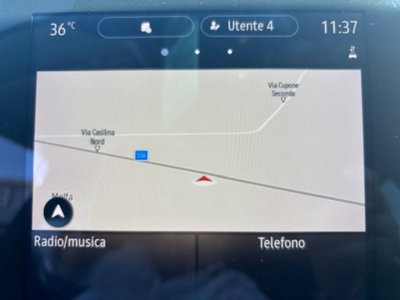 Renault Captur Plug-in Hybrid E-Tech 160 CV Intens (10)