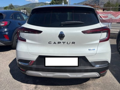 Renault Captur Plug-in Hybrid E-Tech 160 CV Intens (5)