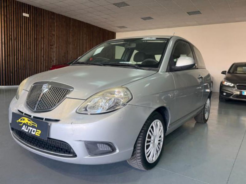 Lancia Ypsilon 1.2 69 CV Argento