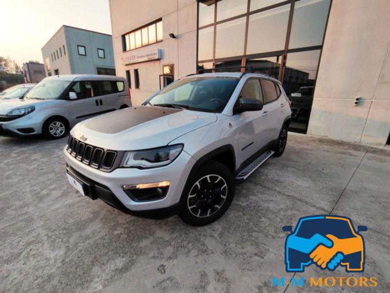 Jeep Compass 1.3 T4 240CV PHEV AT6 4xe Trailhawk