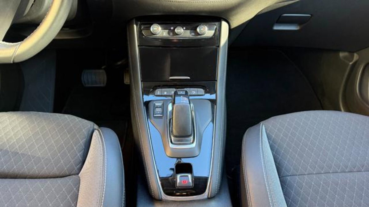Opel Grandland X 1.6 Turbo 180 CV Start&Stop aut. Elegance (11)