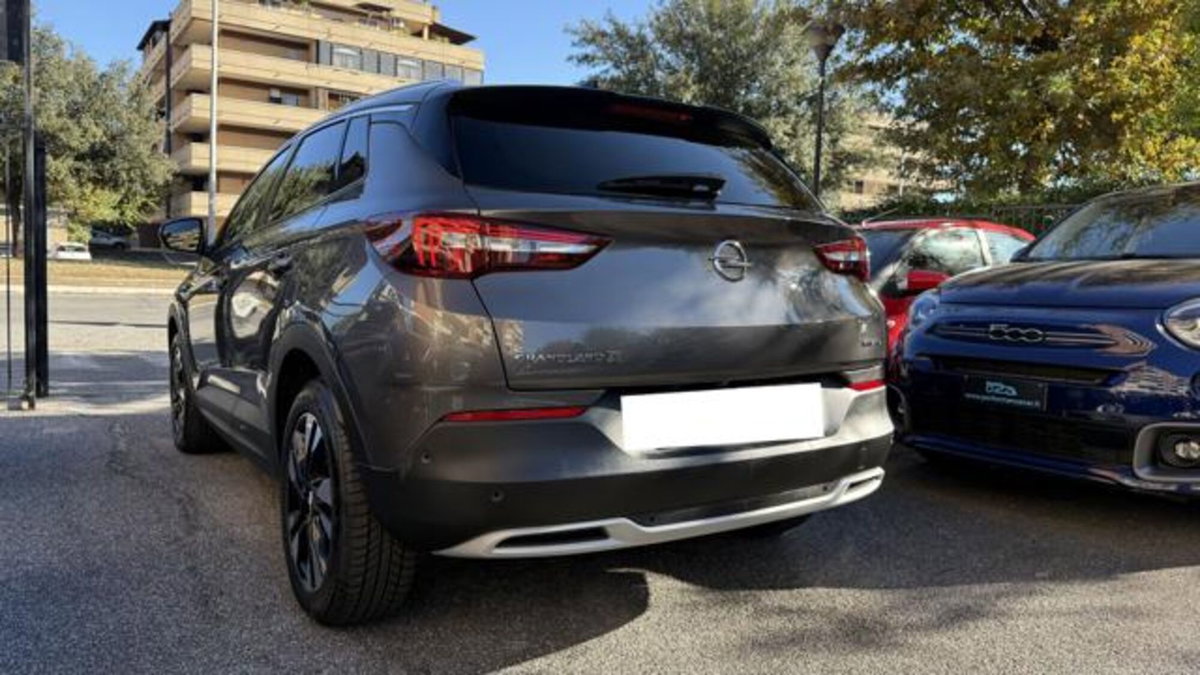 Opel Grandland X 1.6 Turbo 180 CV Start&Stop aut. Elegance (3)