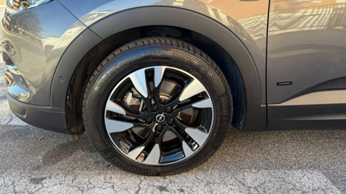 Opel Grandland X 1.6 Turbo 180 CV Start&Stop aut. Elegance (4)