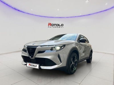 Alfa Romeo Junior 1.2 ibrida Speciale 145cv edct6 nuova