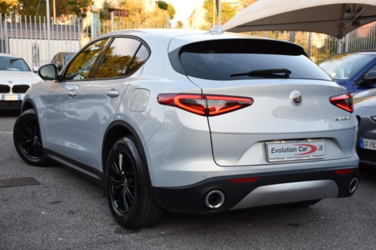 Alfa Romeo Stelvio Stelvio 2.2 Turbodiesel 160 CV AT8 RWD Super Business (4)