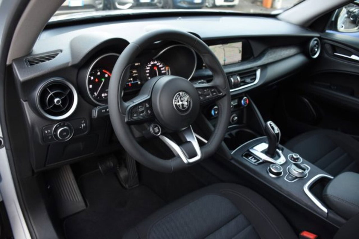 Alfa Romeo Stelvio Stelvio 2.2 Turbodiesel 160 CV AT8 RWD Super Business (5)