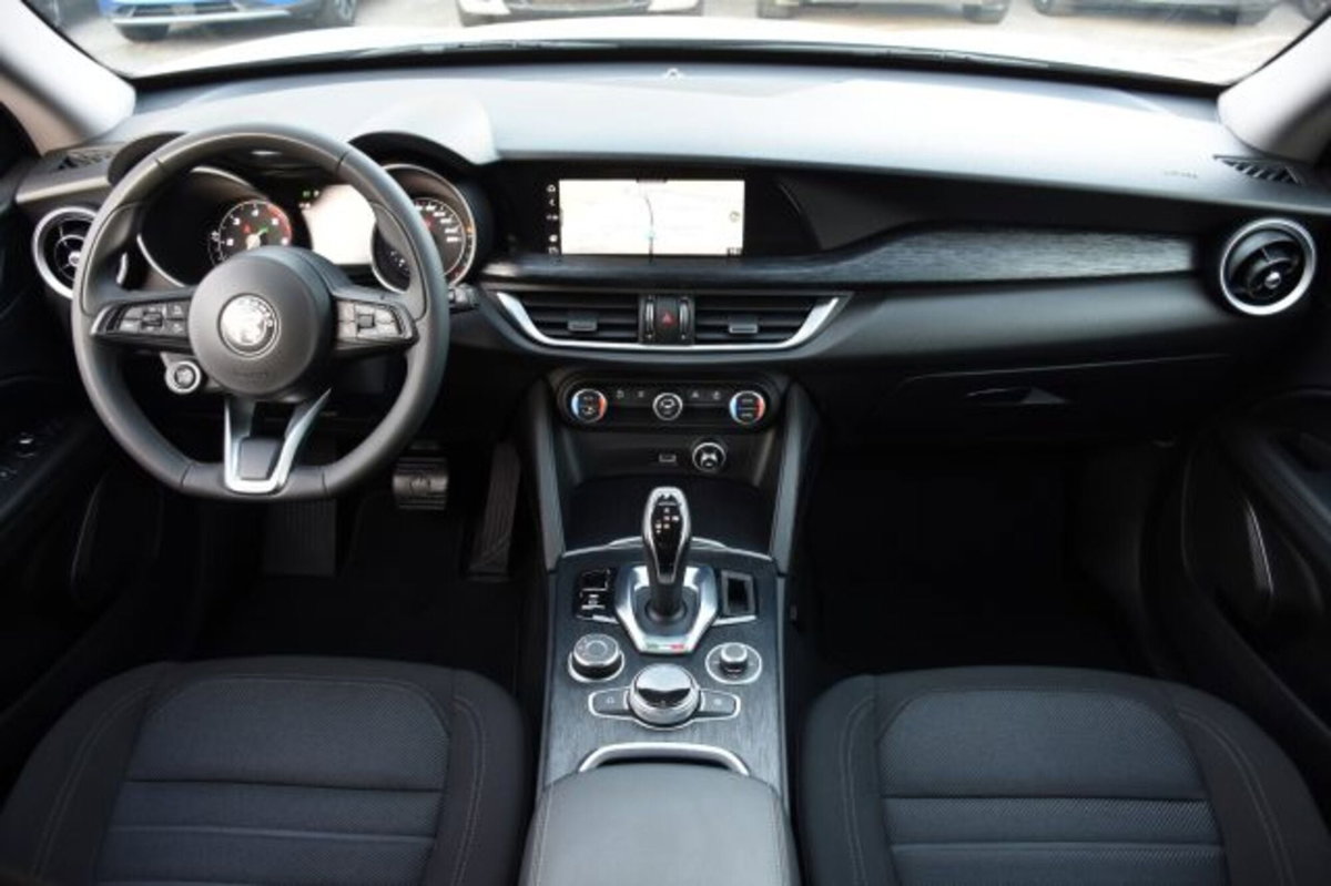 Alfa Romeo Stelvio Stelvio 2.2 Turbodiesel 160 CV AT8 RWD Super Business (8)