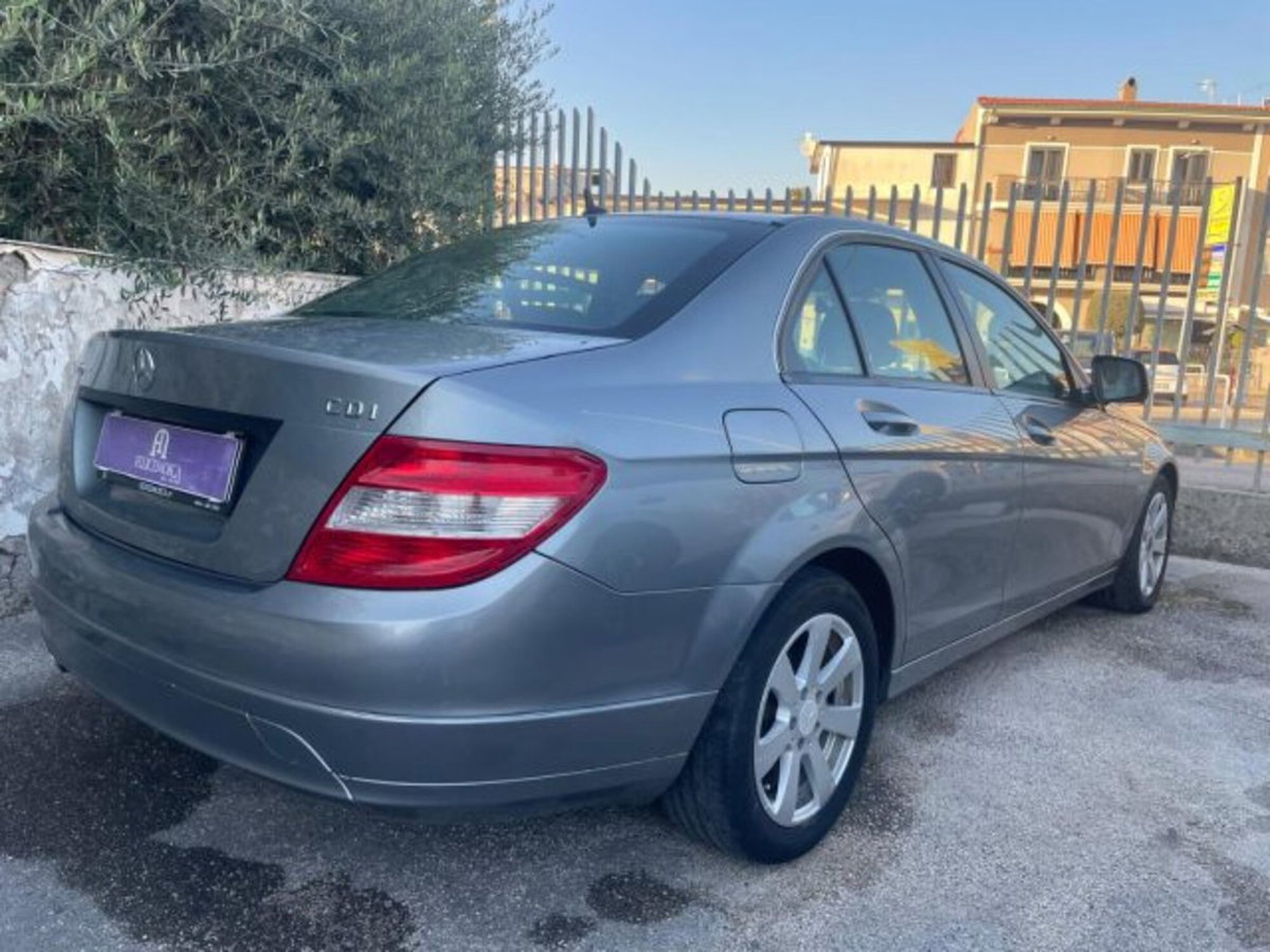 Mercedes-Benz Classe C 220 CDI Eleg. (12)