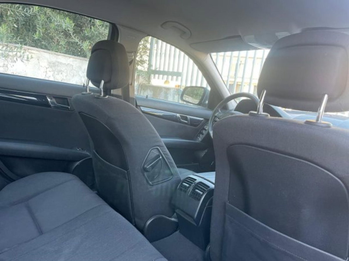 Mercedes-Benz Classe C 220 CDI Eleg. (19)
