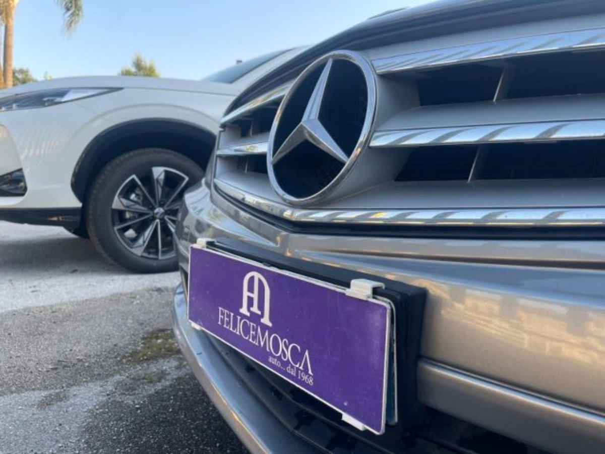 Mercedes-Benz Classe C 220 CDI Eleg. (9)