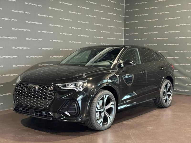 Audi Q3 Sportback 40 2.0 tdi Identity Black quattro 193cv s-tronic