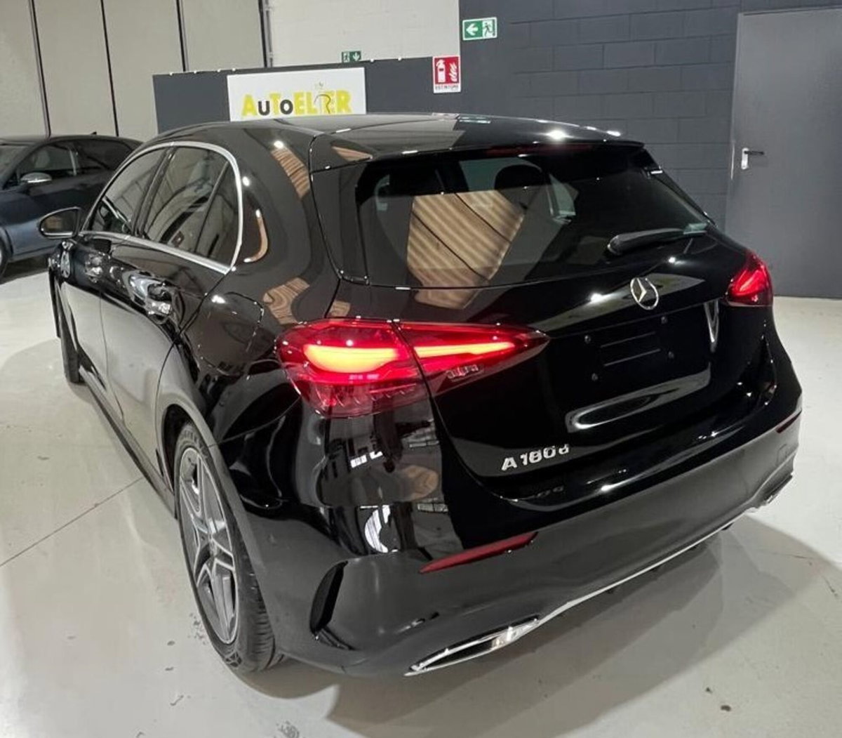 Mercedes-Benz Classe A 180 d Automatic Premium (8)