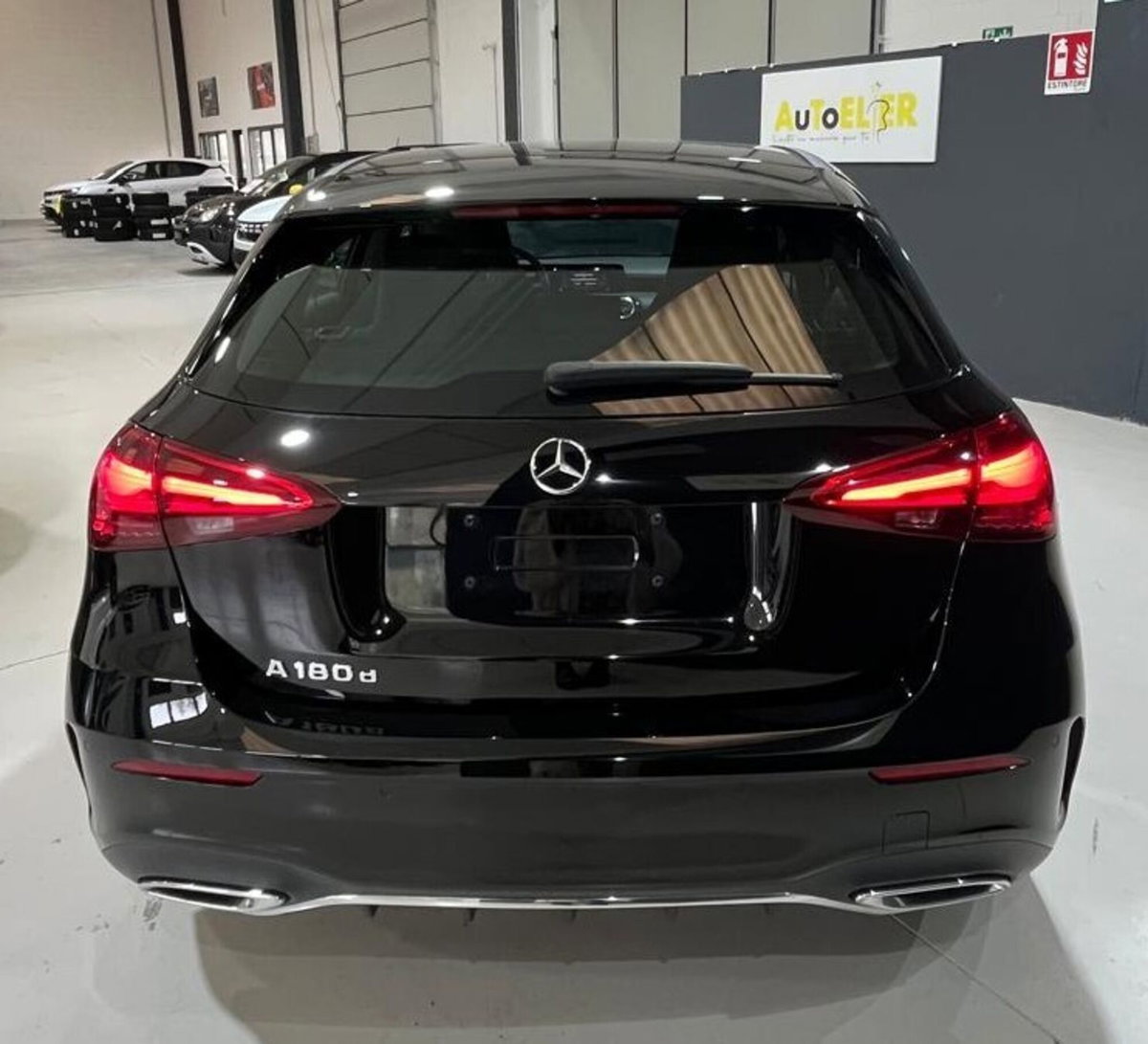 Mercedes-Benz Classe A 180 d Automatic Premium (7)