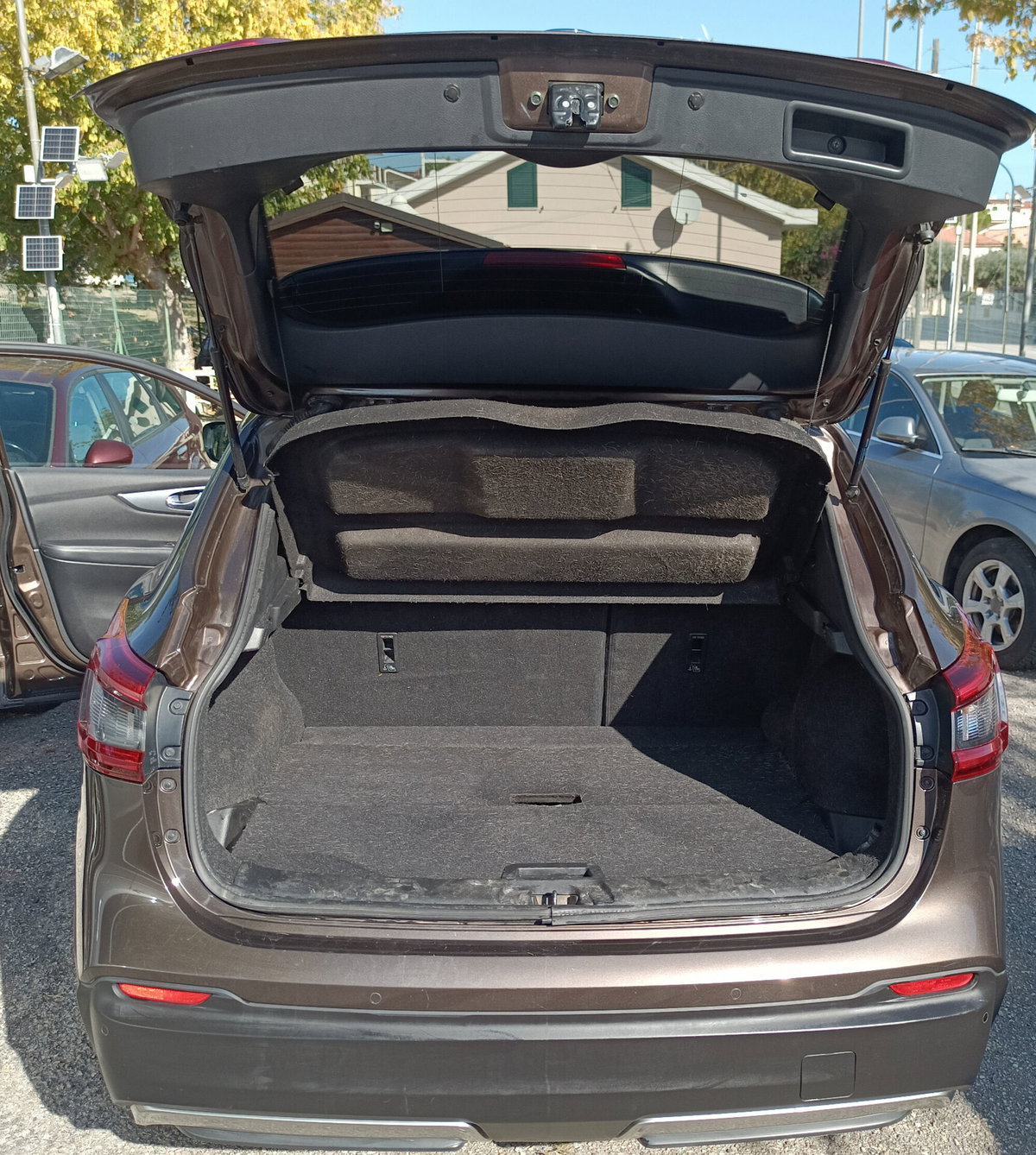 Nissan Qashqai 1.6 dCi 2WD Tekna (9)