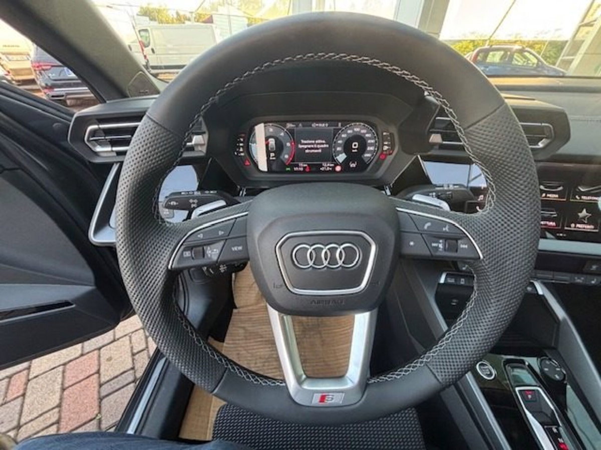 Audi A3 Sportback 35 TDI S tronic S line edition (16)