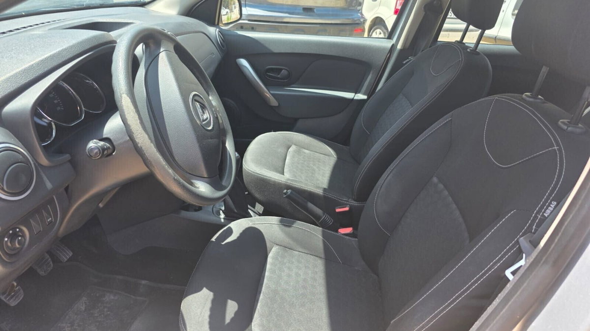Dacia Sandero 1.5 dCi 8V 75CV Ambiance (2)