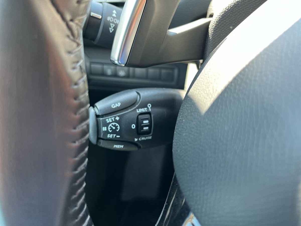 Peugeot 308 SW BlueHDi 130 S&S EAT8 Allure Pack (20)