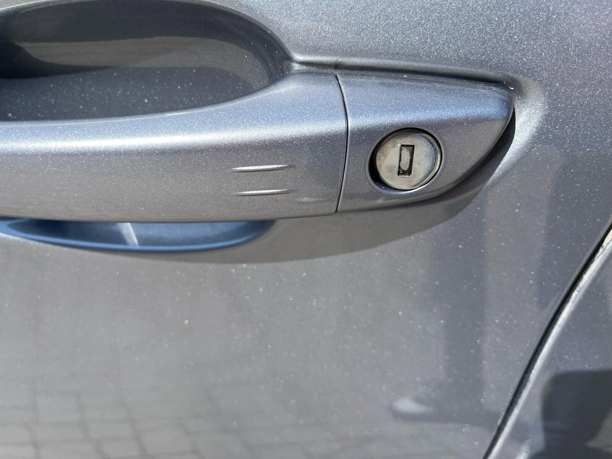 Peugeot 308 SW BlueHDi 130 S&S EAT8 Allure Pack (9)