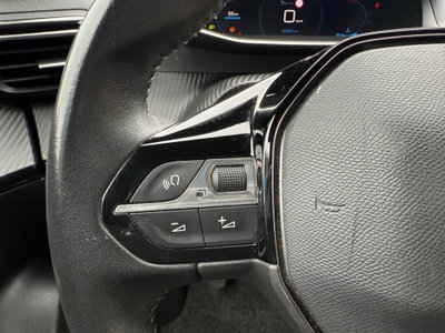 Peugeot 2008 PureTech 100 S&S Allure Pack (17)
