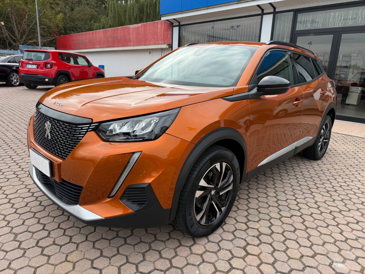 Peugeot 2008 PureTech 100 S&S Allure Pack (3)