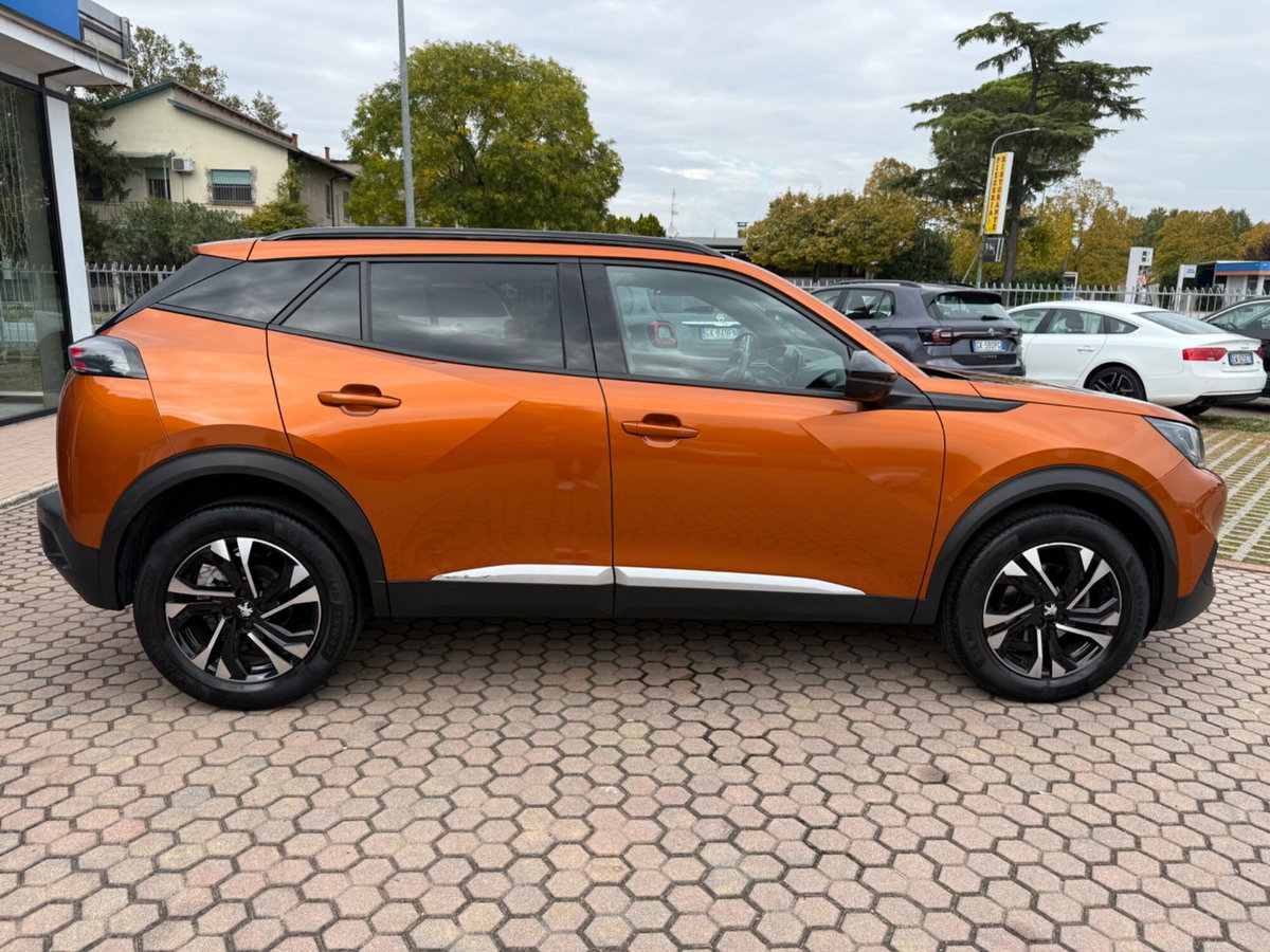 Peugeot 2008 PureTech 100 S&S Allure Pack (7)