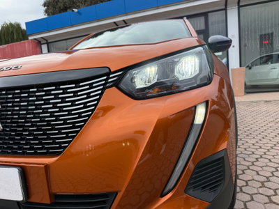 Peugeot 2008 PureTech 100 S&S Allure Pack (9)