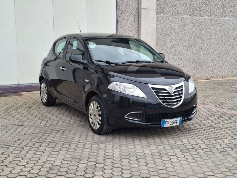 Lancia Ypsilon 1.2 69 CV Platinum