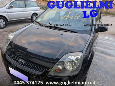 Ford Fiesta 1.4 16V 5p. Ghia usata