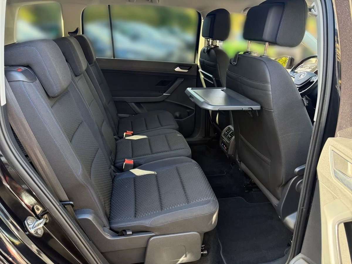 Volkswagen Touran 1.5 tsi Edition 150cv dsg (10)