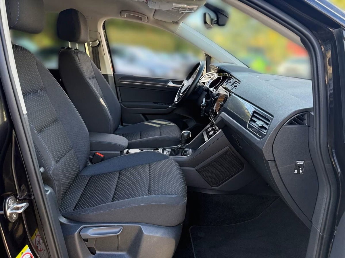 Volkswagen Touran 1.5 tsi Edition 150cv dsg (9)