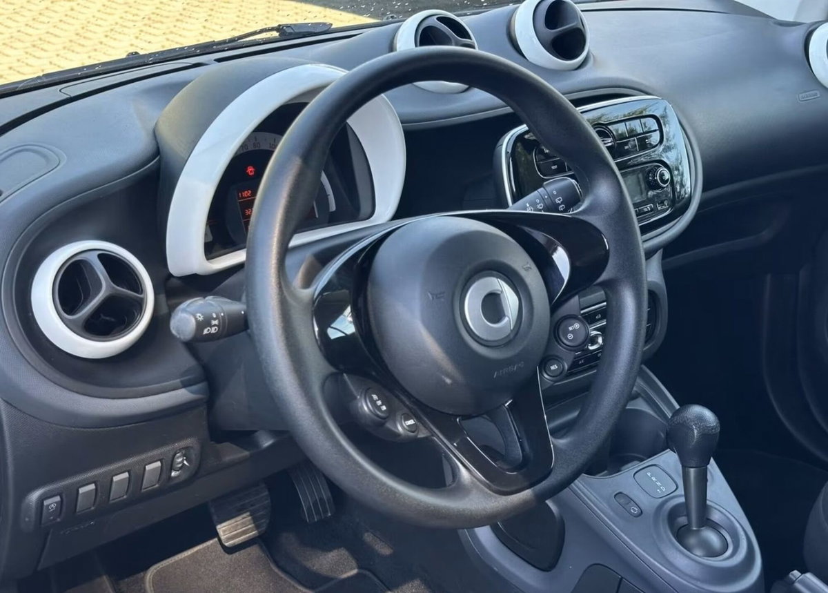 smart Fortwo 70 1.0 twinamic Passion (6)