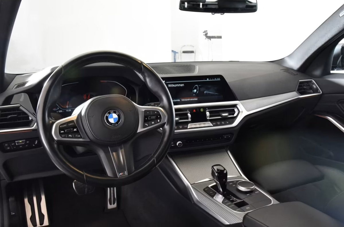 BMW Serie 3 Touring 318i  Sport (6)