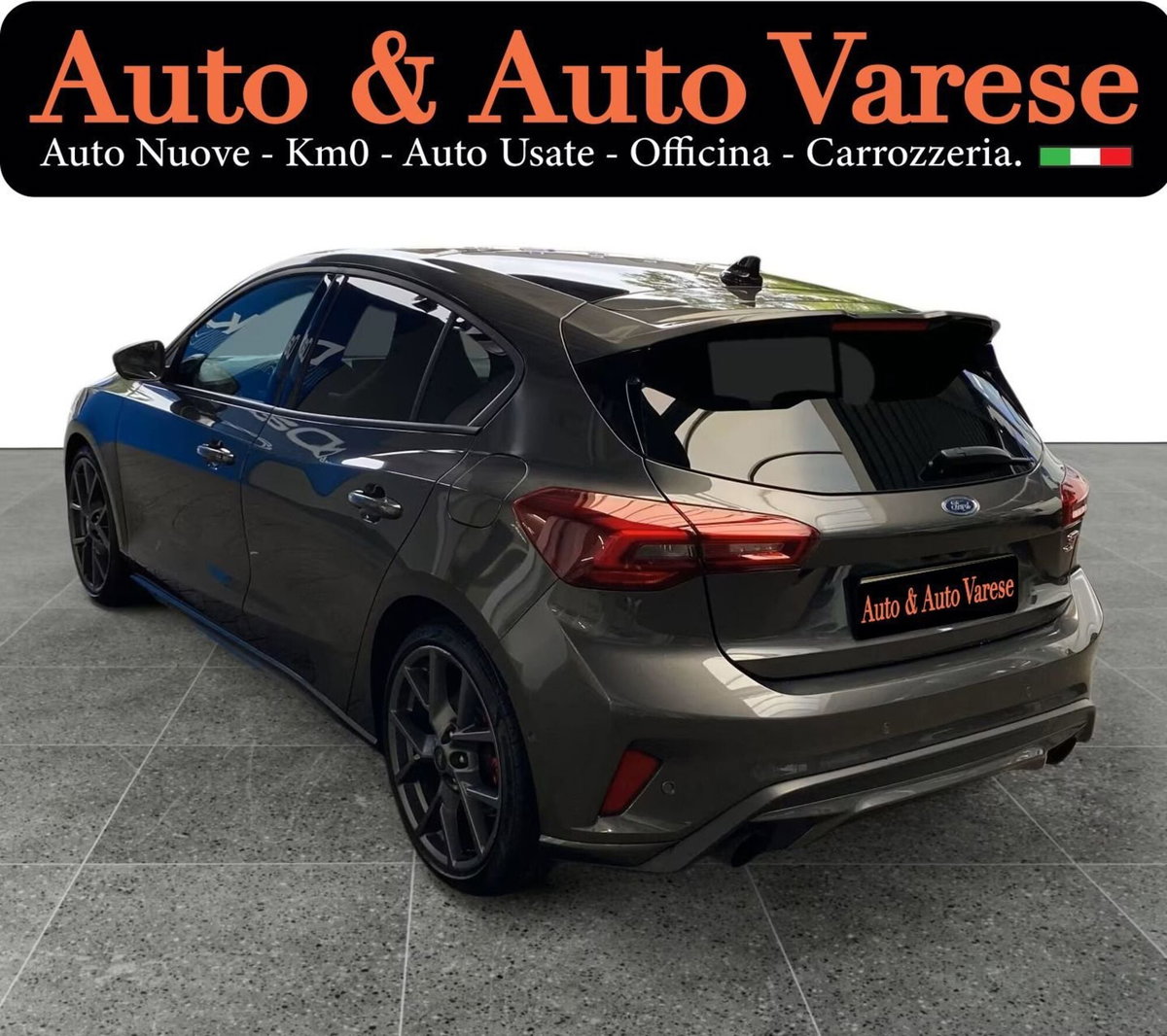 Ford Focus 2.3 EcoBoost 280 CV 5p. ST (2)