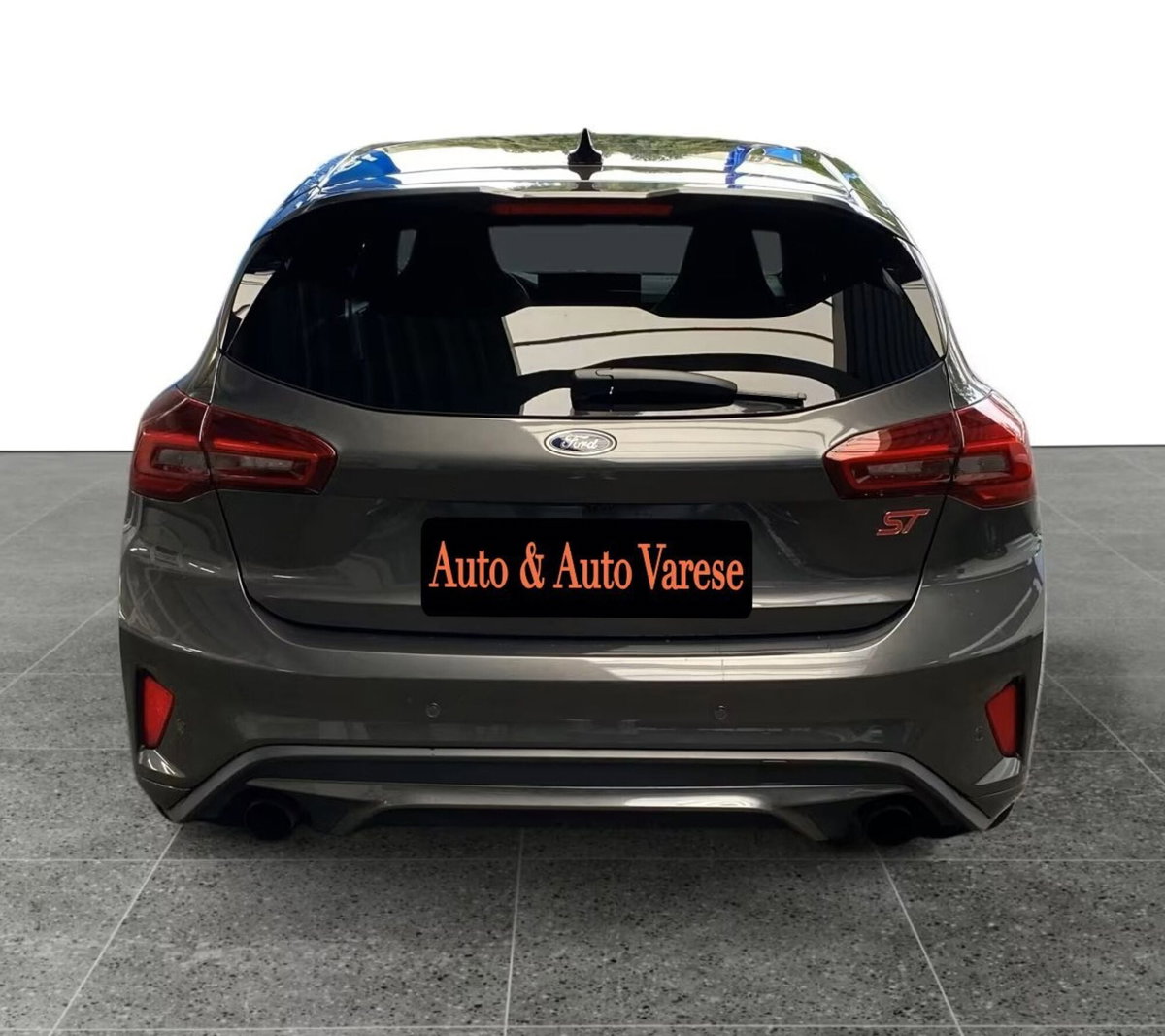 Ford Focus 2.3 EcoBoost 280 CV 5p. ST (4)