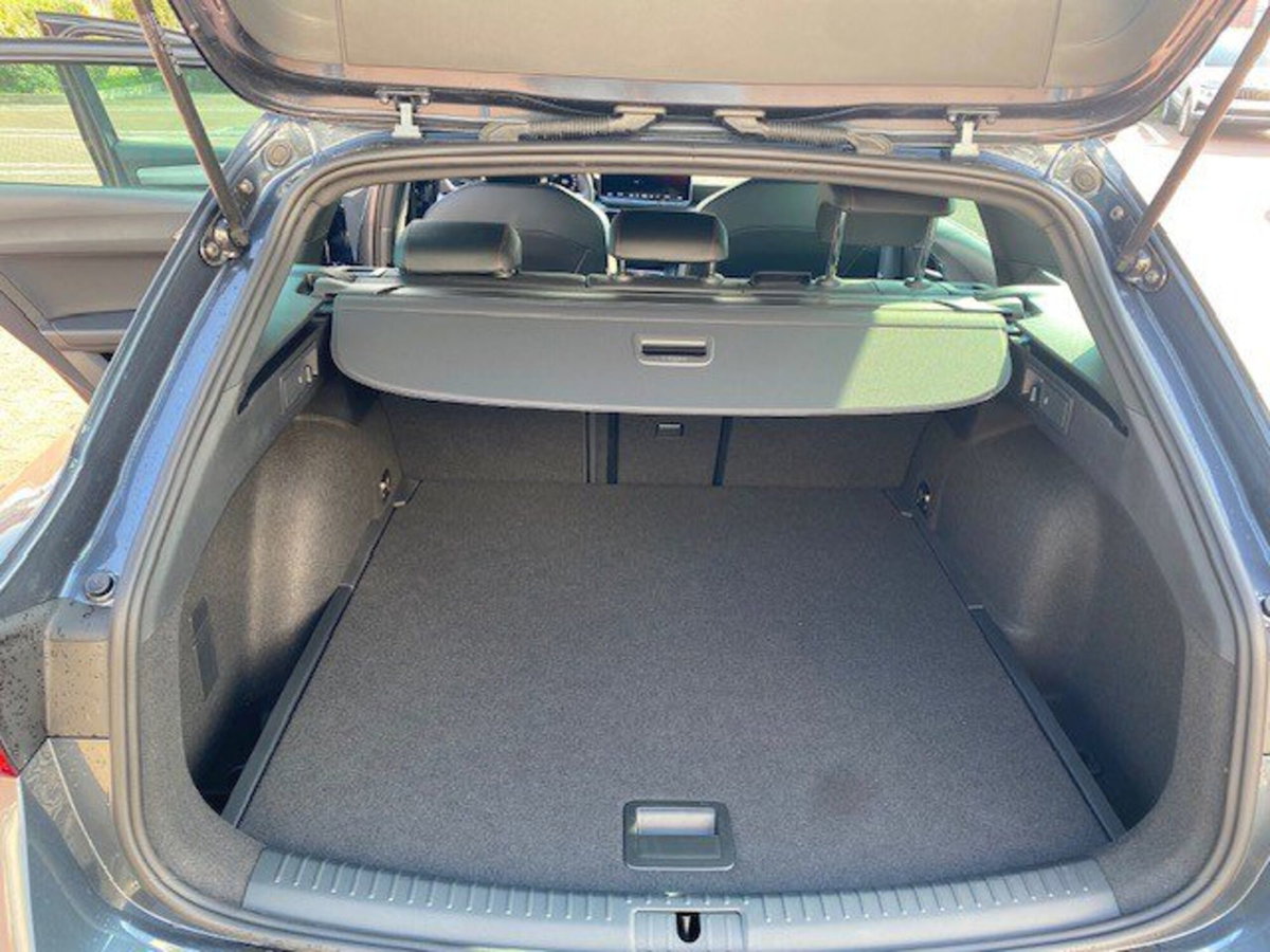 SEAT Leon ST Sportstourer 1.5 hybrid FR 116cv dsg (14)