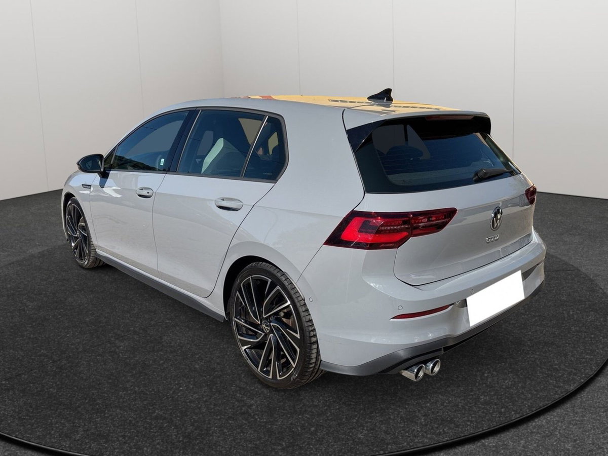 Volkswagen Golf 2.0 TDI GTD DSG (3)