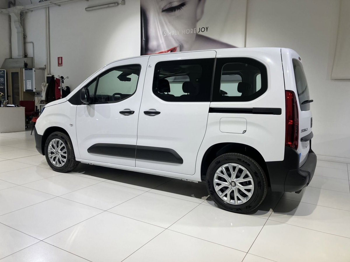 Fiat Doblò 1.5 d 130cv (3)