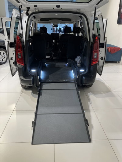 Fiat Doblò 1.5 d 130cv (8)